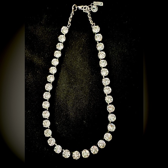 Boutique Swarovski crystal necklace - Picture 3 of 4